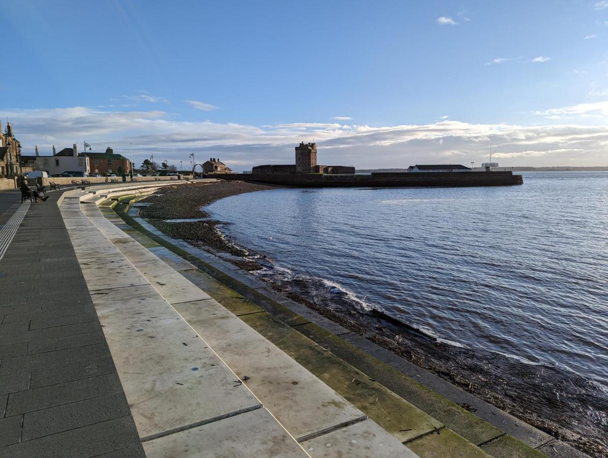 Great Location, Large 1 Bed Flat With Parking Διαμέρισμα Broughty Ferry Εξωτερικό φωτογραφία